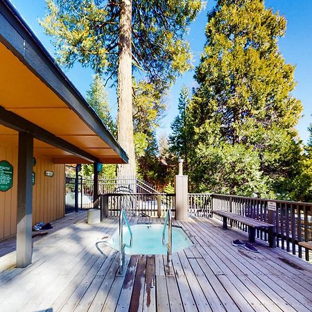 The Sleepy Hollow Shaver Lake Exterior photo